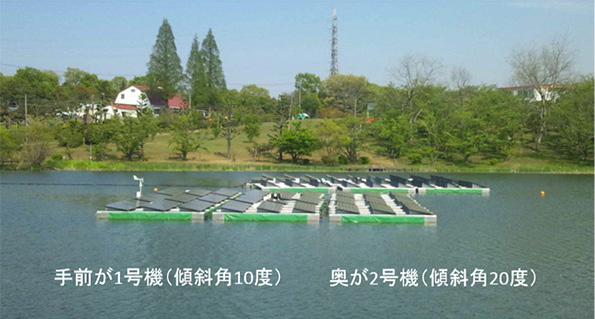 実証実験中の水上ソーラー（20kW×2基）　兵庫県小野市
