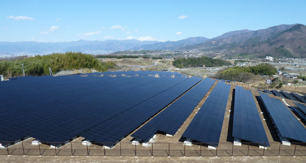 東京電力と山梨県が共同運営する米倉山太陽光発電所