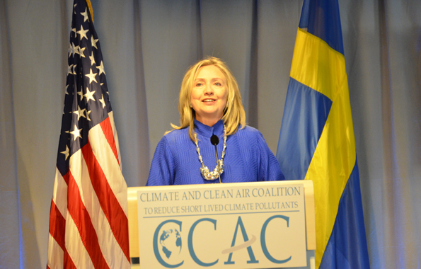 2012年3月のCCACで発言するクリントン国務長官 Photo by By US Embassy Sweden