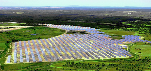 世界における地域別太陽電池生産量