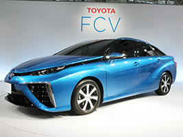  トヨタが2014年度内に発売する、セダンタイプのFCV（燃料電池車）
 ※こちらをクリックすると拡大します。 