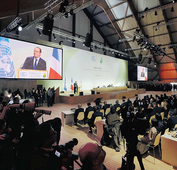 COP21議長国フランスのオランド大統領の開会宣言（首脳級開会式）（写真／共同通信）