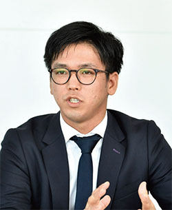 松坂 航氏