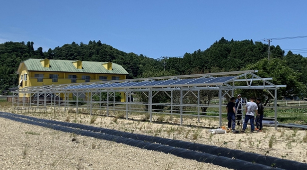 千葉県睦沢町に建設中の「次世代農業用ソーラーハウス」（出所：チェンジ・ザ・ワールド）