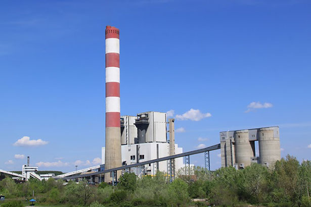 ニコラ・テスラB石炭火力発電所（出所：三菱パワー）