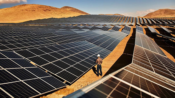 ネバダ州に新たに完成したソーラーファーム（Turquoise Solar社との共同プロジェクト）
（出所：Apple）