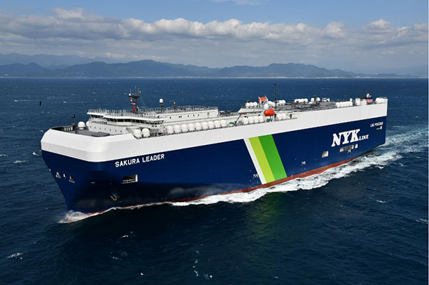 LNG燃料自動車専用船 Sakura Leader（出所：日本郵船）
