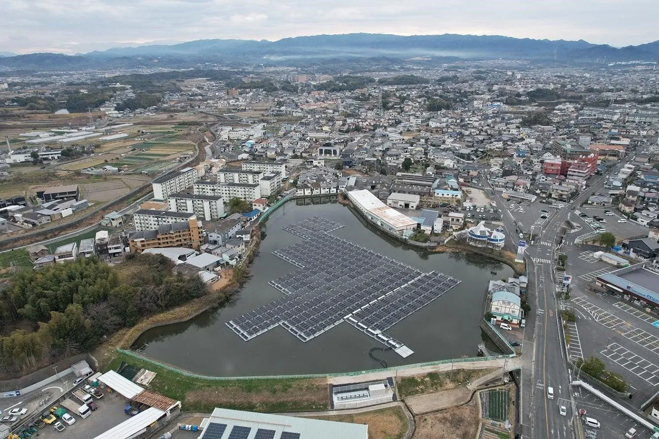 庄田池水上太陽光発電所（出所：太陽ホールディングス）