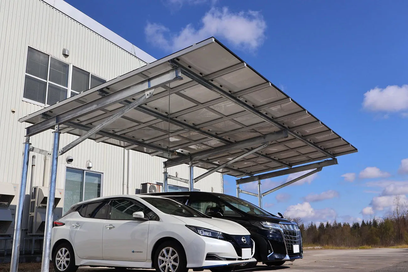 ソーラーカーポート「E-port R」全景(出所:日栄インテック)