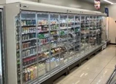 ローソンが採用している「扉付き冷蔵ショーケース」（出所：ローソン）
