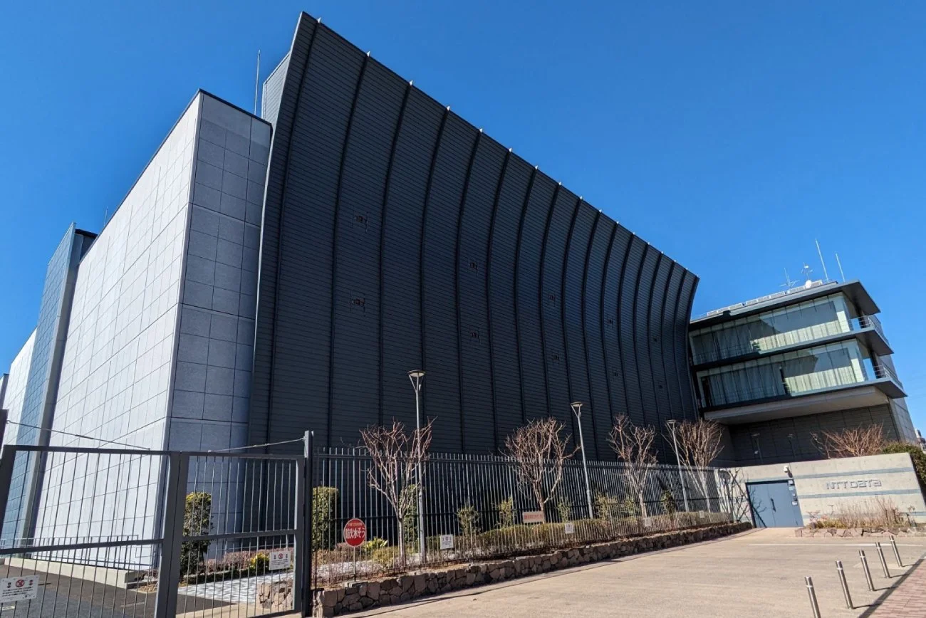 NTTデータ保有の「三鷹データセンターEAST(三鷹EAST)」(出所:NTTデータグループ)