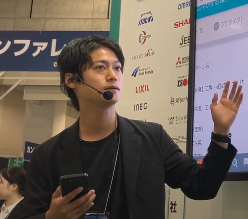 市川氏