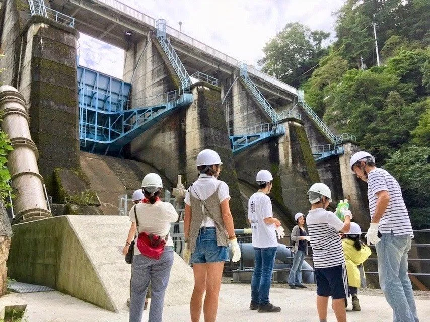 見学風景(出所:UPDATER)