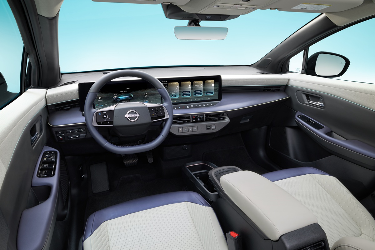 新型「リーフ」のインテリア(出所:日産自動車)