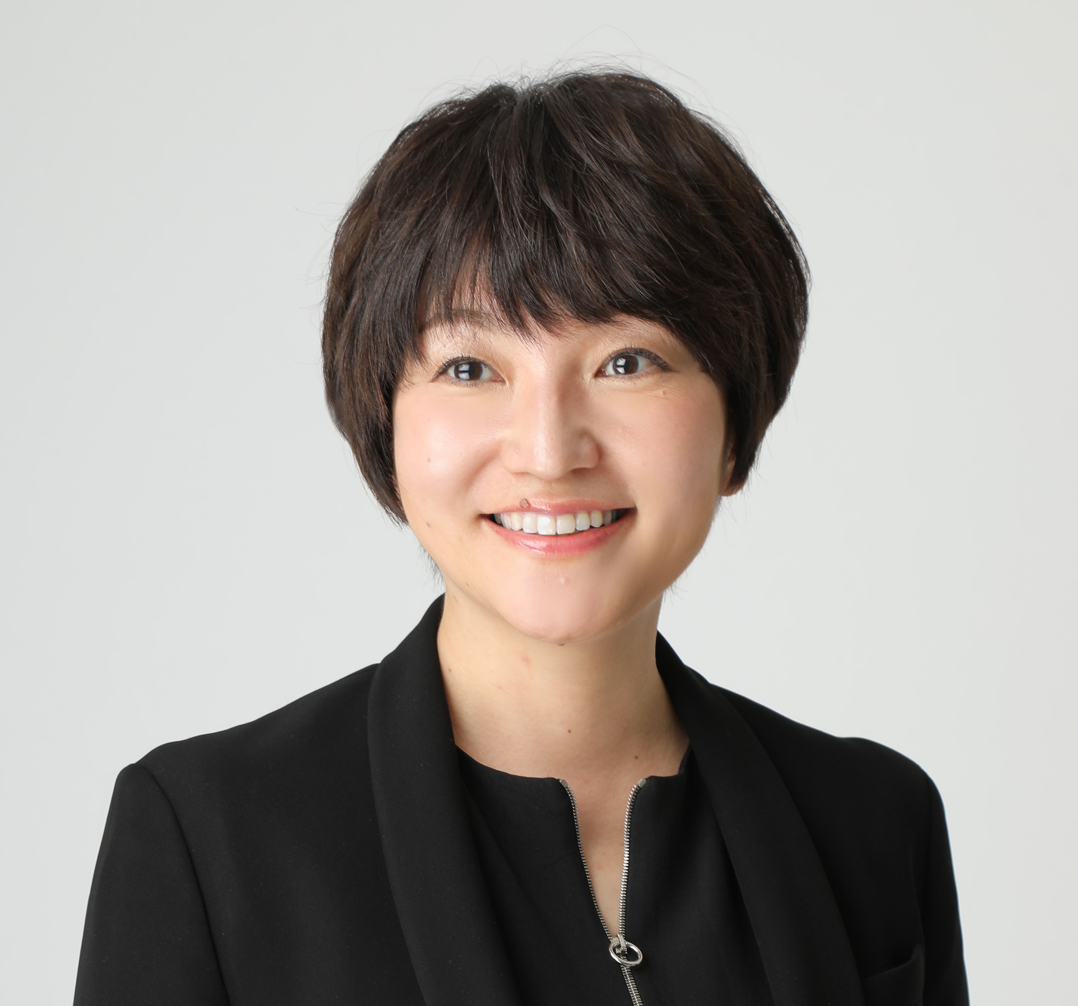 牧陽子氏