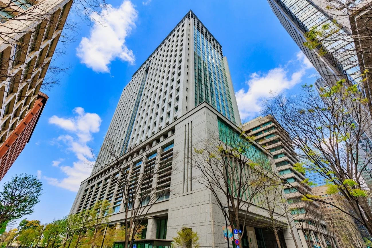 三菱総研、三菱商事を中心にCDRの事業化を加速する（写真は三菱商事本社／出所：PIXTA）