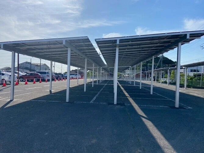 稼働を開始したカーポート型太陽光発電設備(出所:ハウスプロデュース)