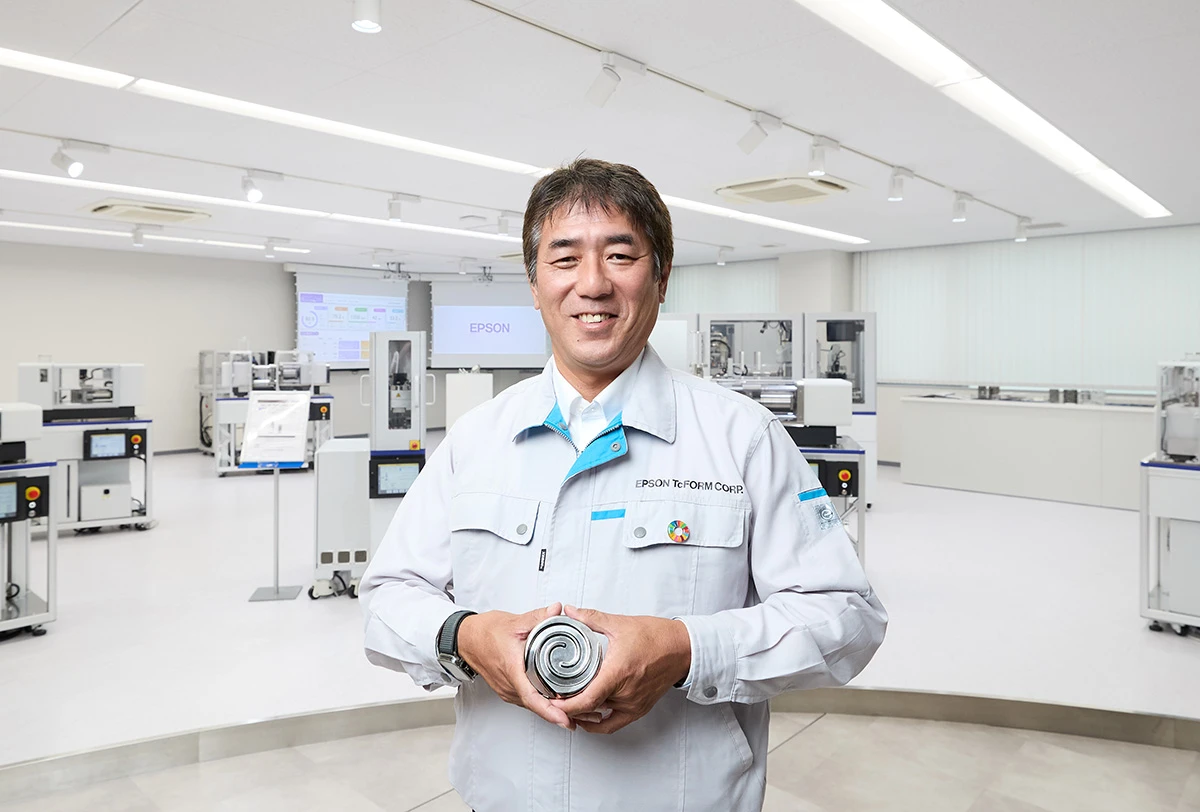 前田社長写真別カット