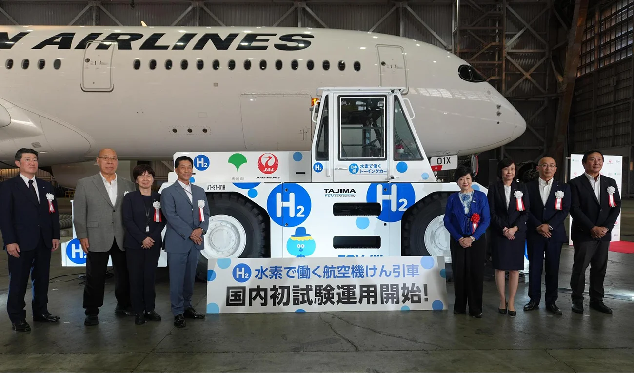 披露目イベントには小池 百合子都知事も参加(出所:日本航空)