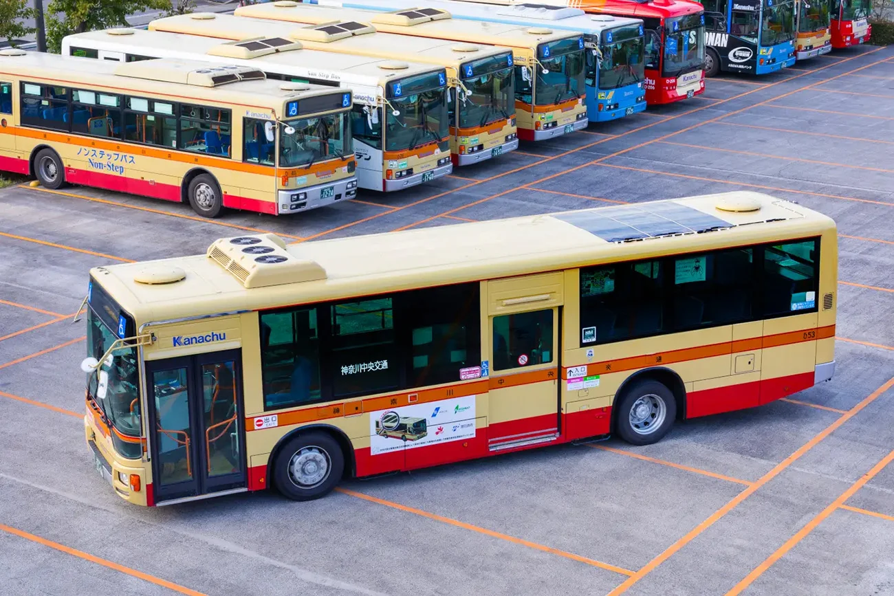 PXPら3社、路線バスにカルコパイライト太陽電池搭載 燃費改善効果を検証 | 環境ビジネスオンライン